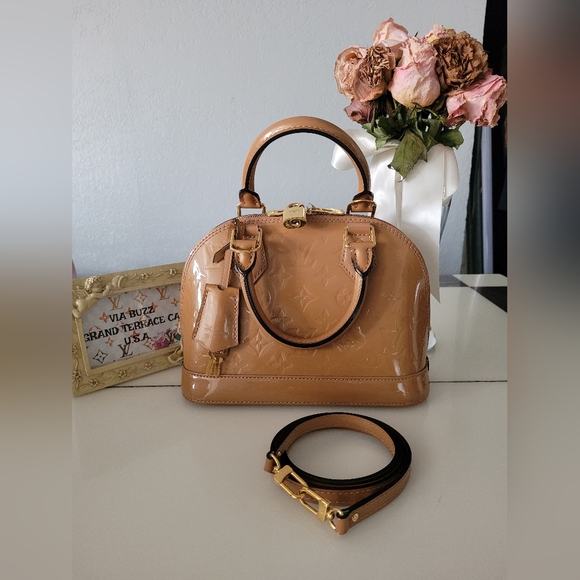 Louis Vuitton Vernis BB Alma in Rose Velours! FREE POSHMARK AUTHENTICATE - Picture 1 of 11